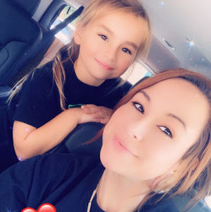 Meet your Posher, Danika